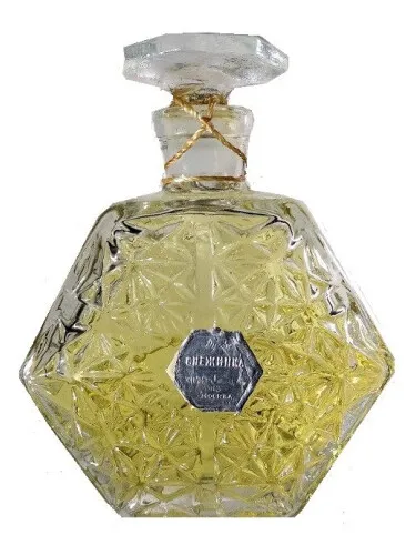 Snezhinka (Snowflake)