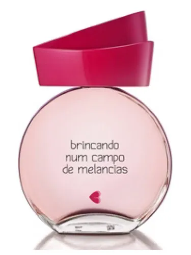 Brincando Num Campo de Melancias