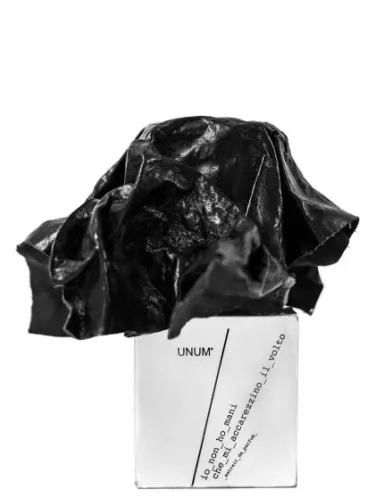 Io Non Ho Mani Che Mi Accarezzino il Volto