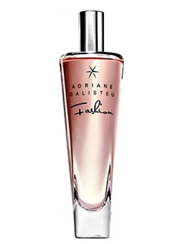 Adriane Galisteu Fashion