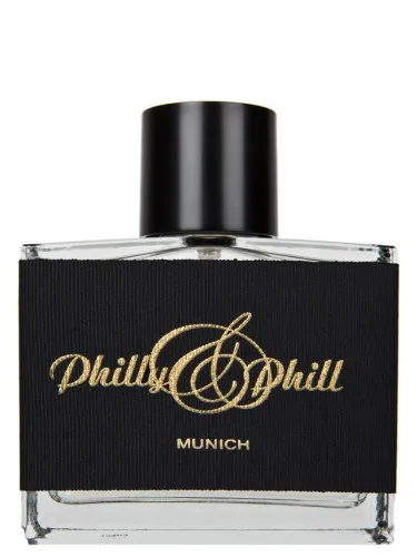 Out at the Opera (Glamurous Oud)