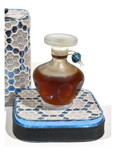 Neznakomka (Unknown Woman)